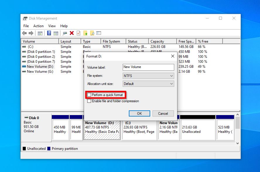 Disk Management tool in Windows showing the "Format D:" dialog box with the "Perform a quick format" option unchecked.